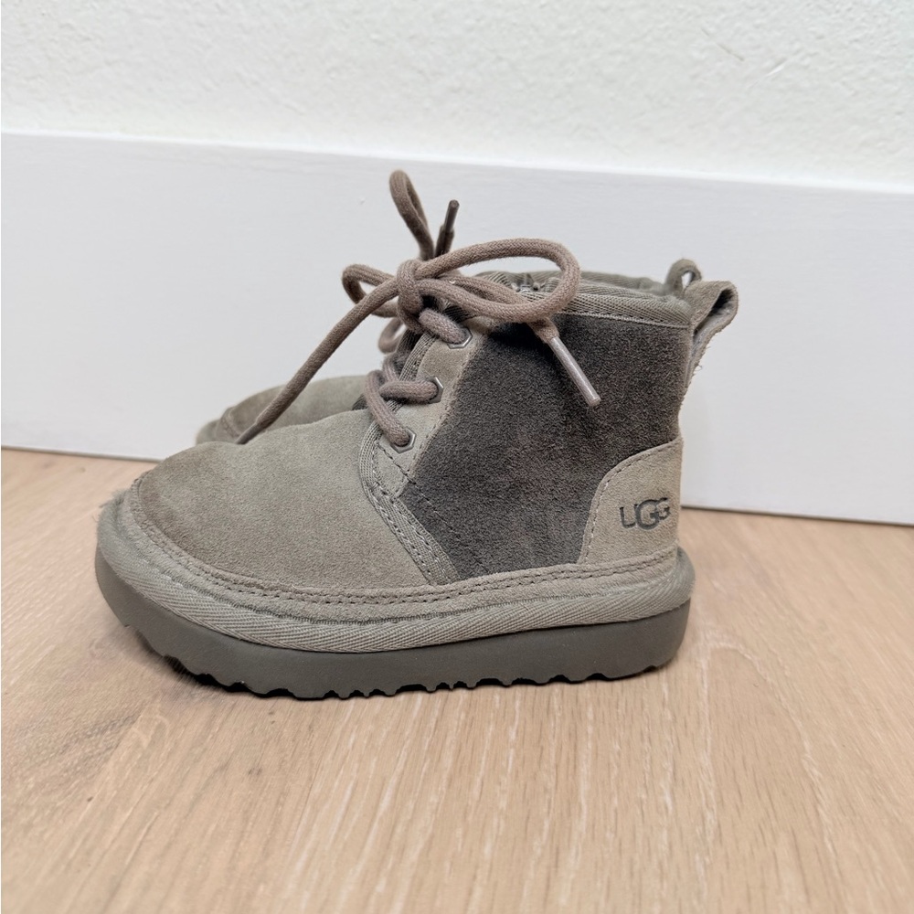 Grey UGG Boots Lace Up Ties + Side Zipper. Toddler size 8